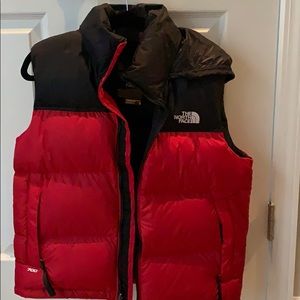 Northface Nuptse 700 Vest. Red. NWOT